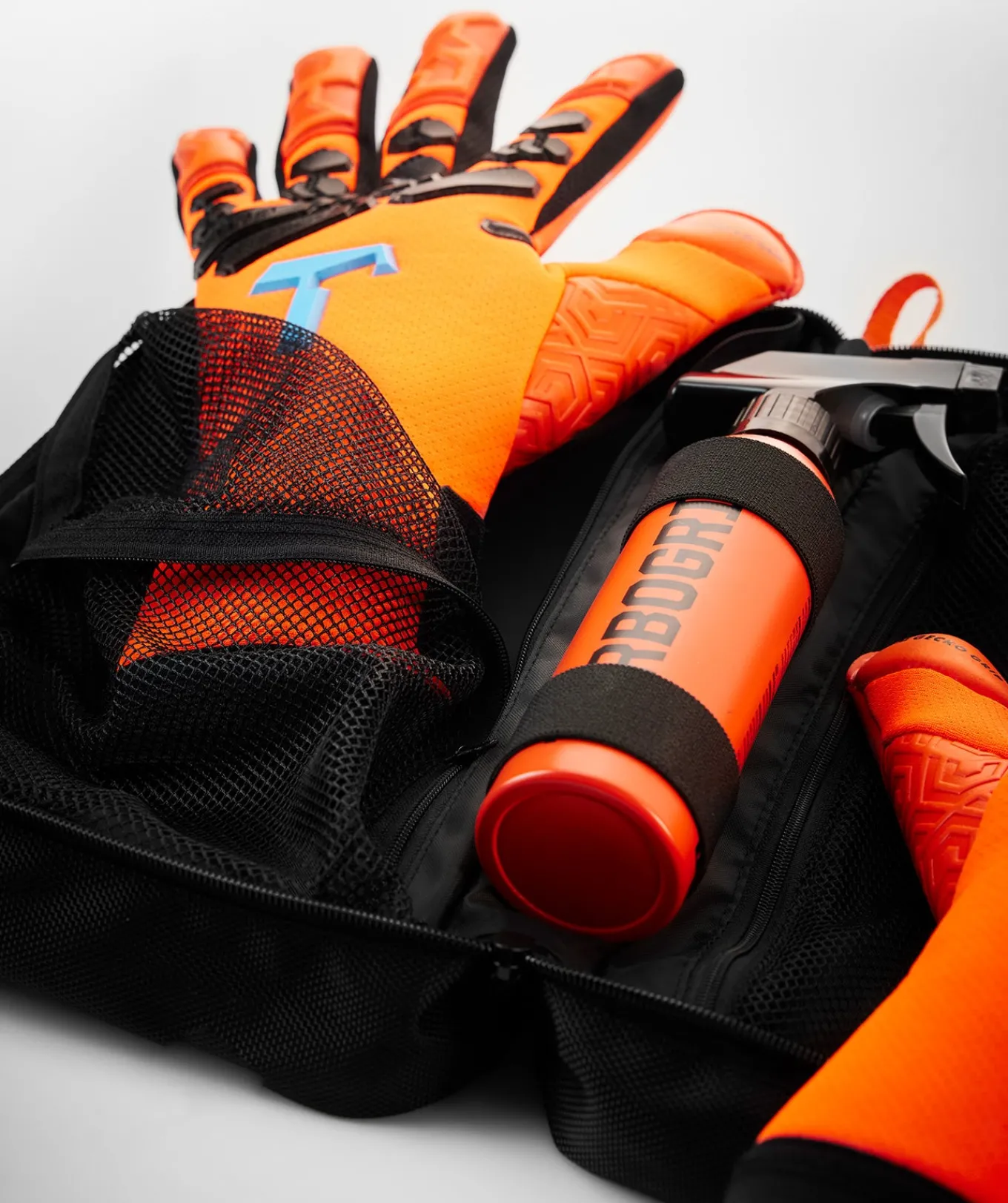 T1TAN Tassen^Goalkeeper Bag Black