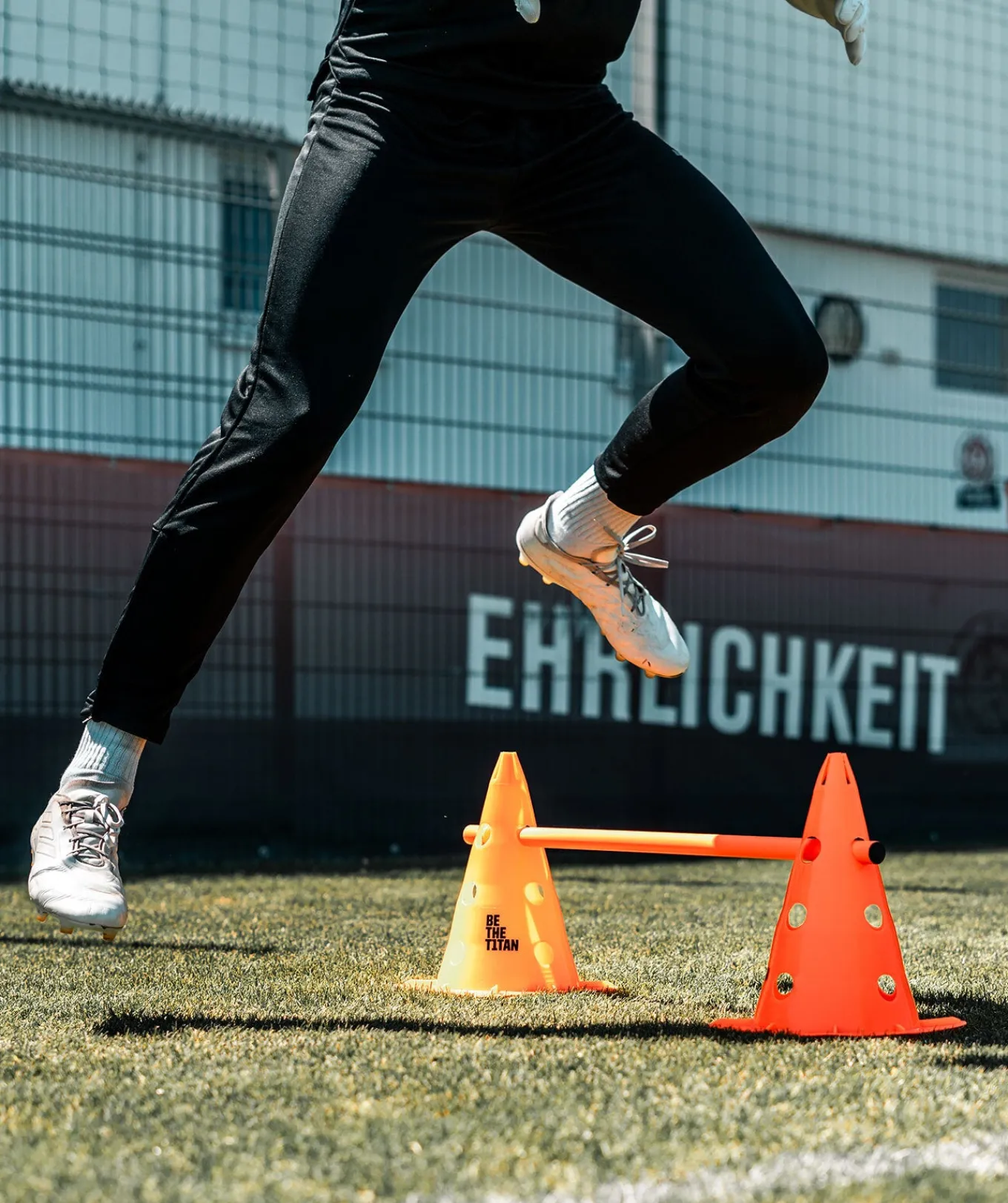 T1TAN Trainingsmateriaal^Slalompalen